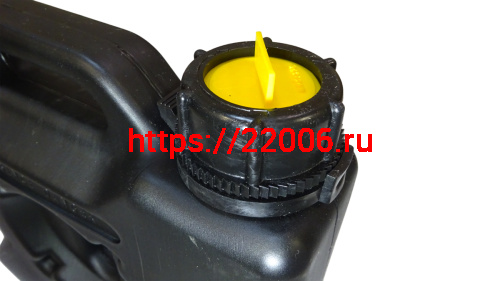 Канистра  5 л.  ЭКСТРИМ Драйв, цвет ЧЕРНЫЙ, (ДхШхВ: 550 х 85 х 300мм) (с насадкой-носиком) РОССИЯ фото 3